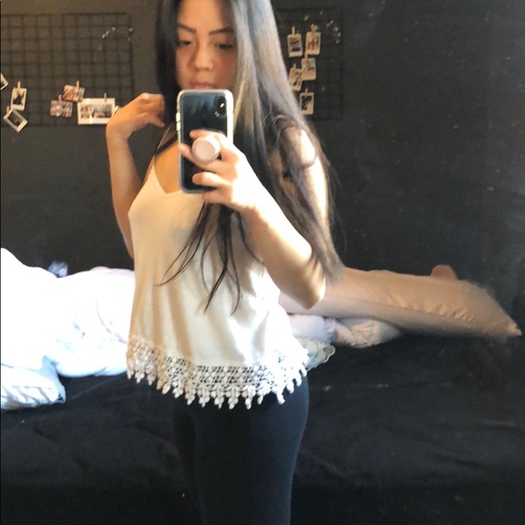 White lace cami top - Picture 2 of 5